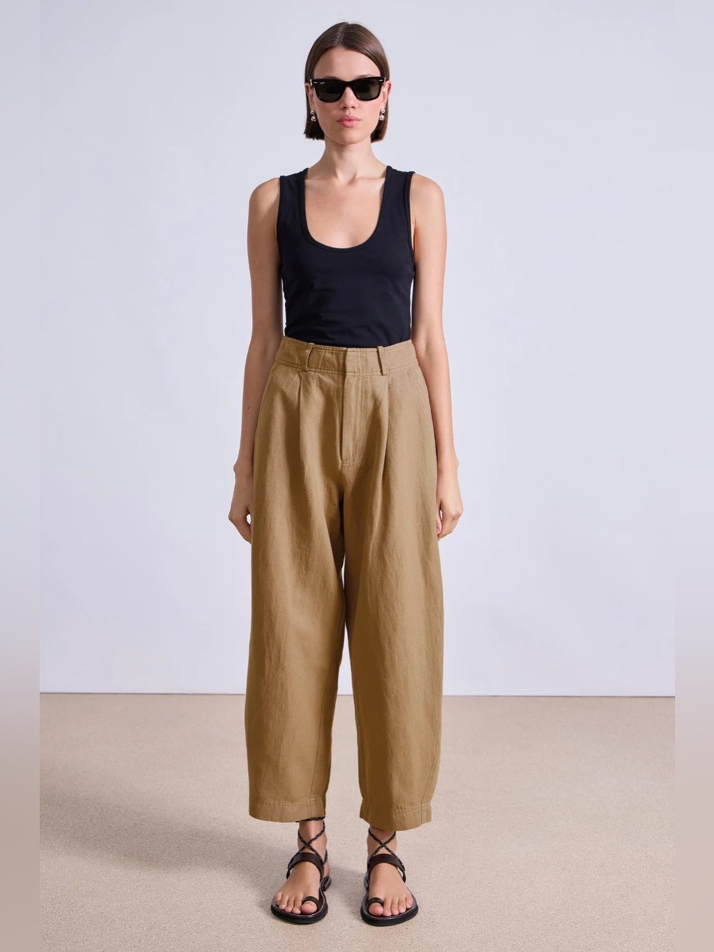 Apiece Apart Womenβs Bari Crop Trouser Barrel / 2 Minimalist Capsule Wardrobe
